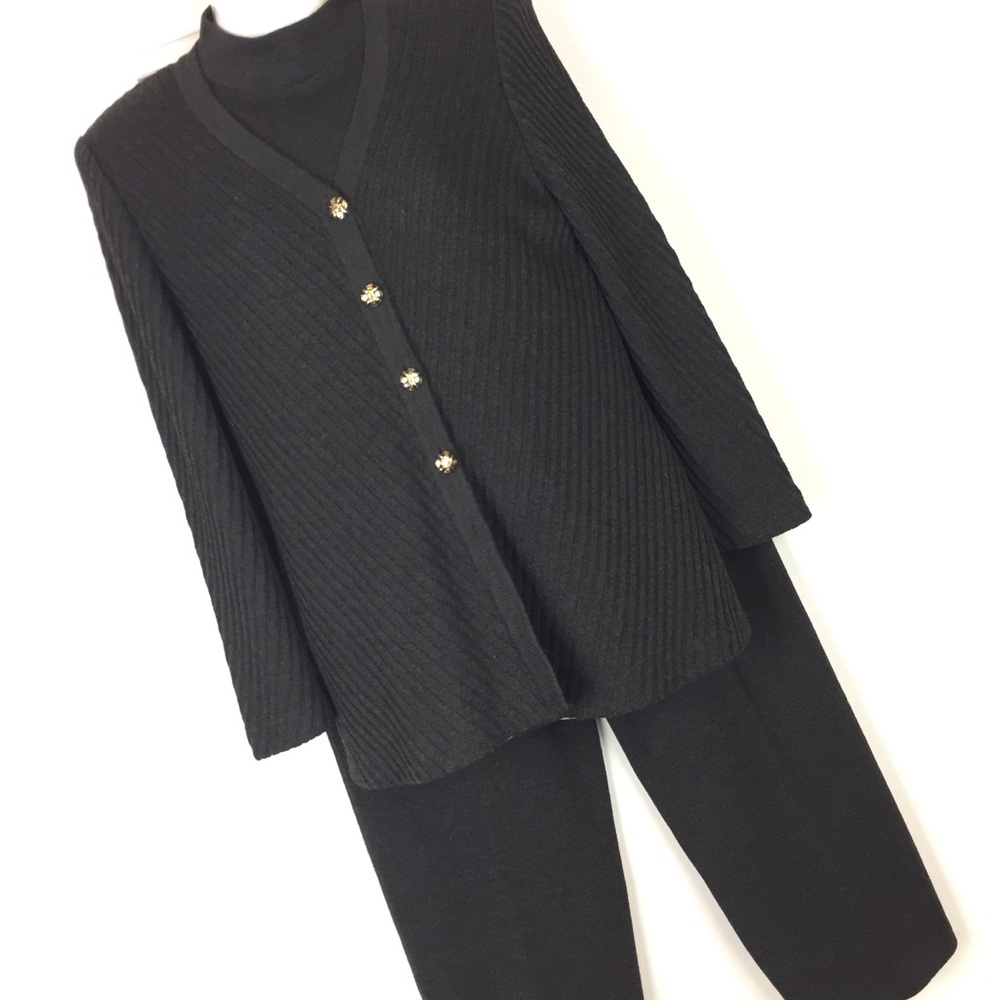 St. John Collection // size 12 black 3 piece suit